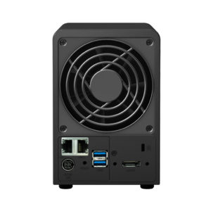 Synology DS718+ trasera