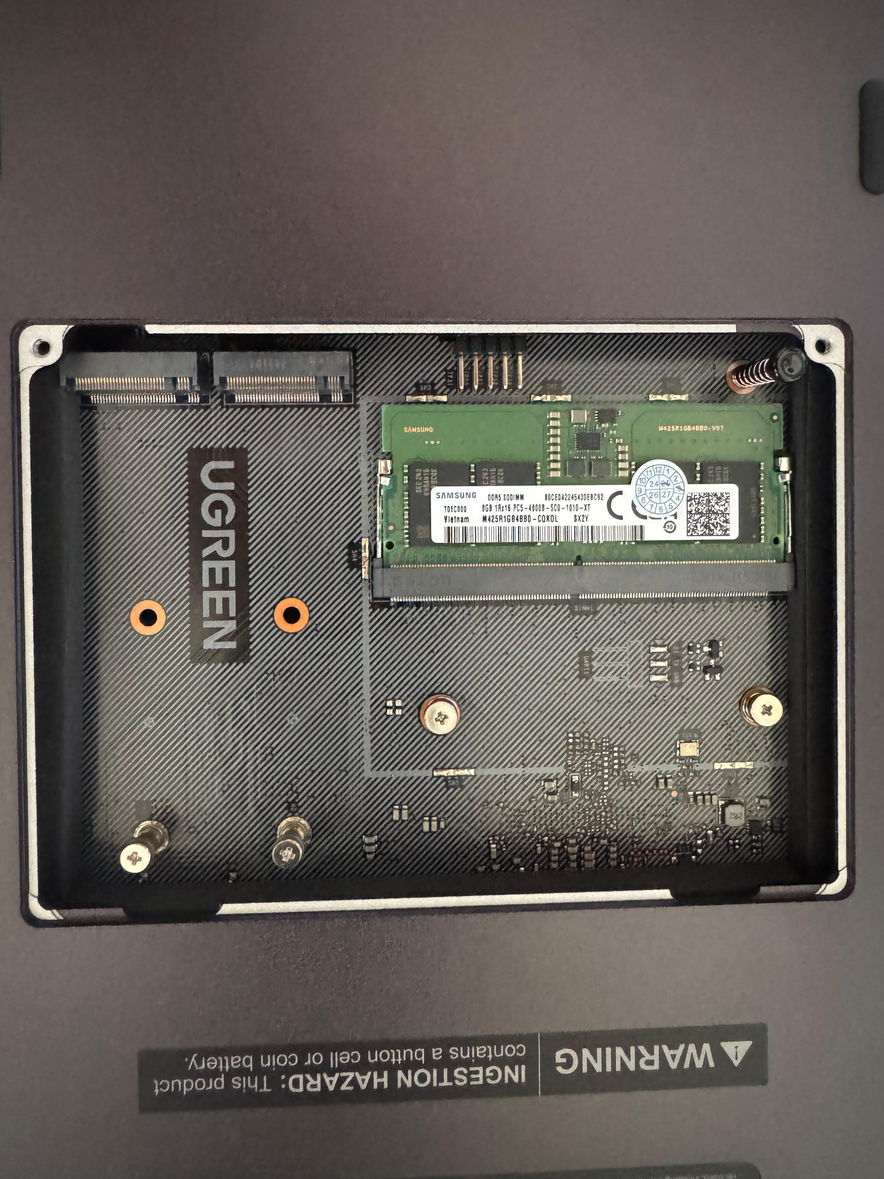 ugreen-dxp4800-nvme